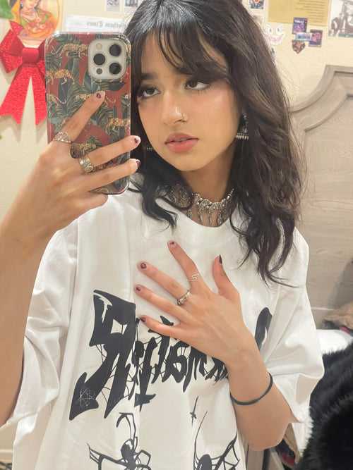 Pink Matter Spider oversized tee model wear by Pink Matter